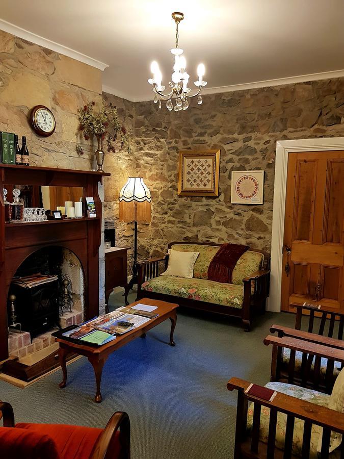 Orford'S Sanda House B&B ภายนอก รูปภาพ
